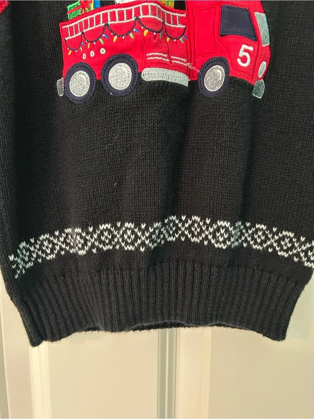 Class Club Black & Red V-Neck Knit Kids Sweater Vest size 4/5